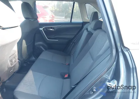 2021 Toyota Rav4 Xle z USA, uszkodzony, nr VIN 2T3P1RFV2MC167627